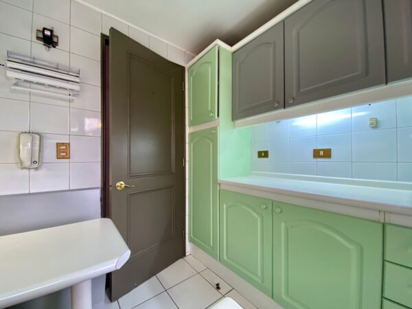 9d8e0765-6757-4ae9-8ab2-193b15849669