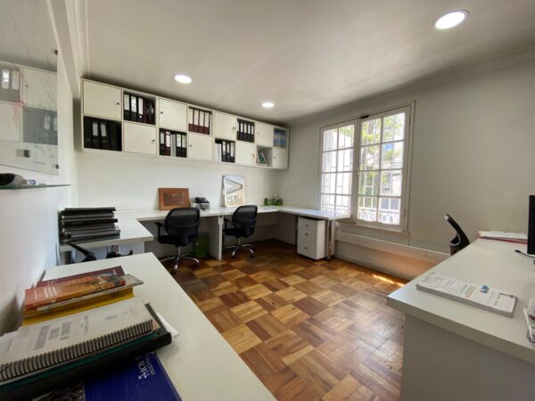 f80200d5-0380-461f-a922-8001823a816e